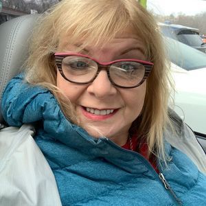 Meet your Posher, Michele